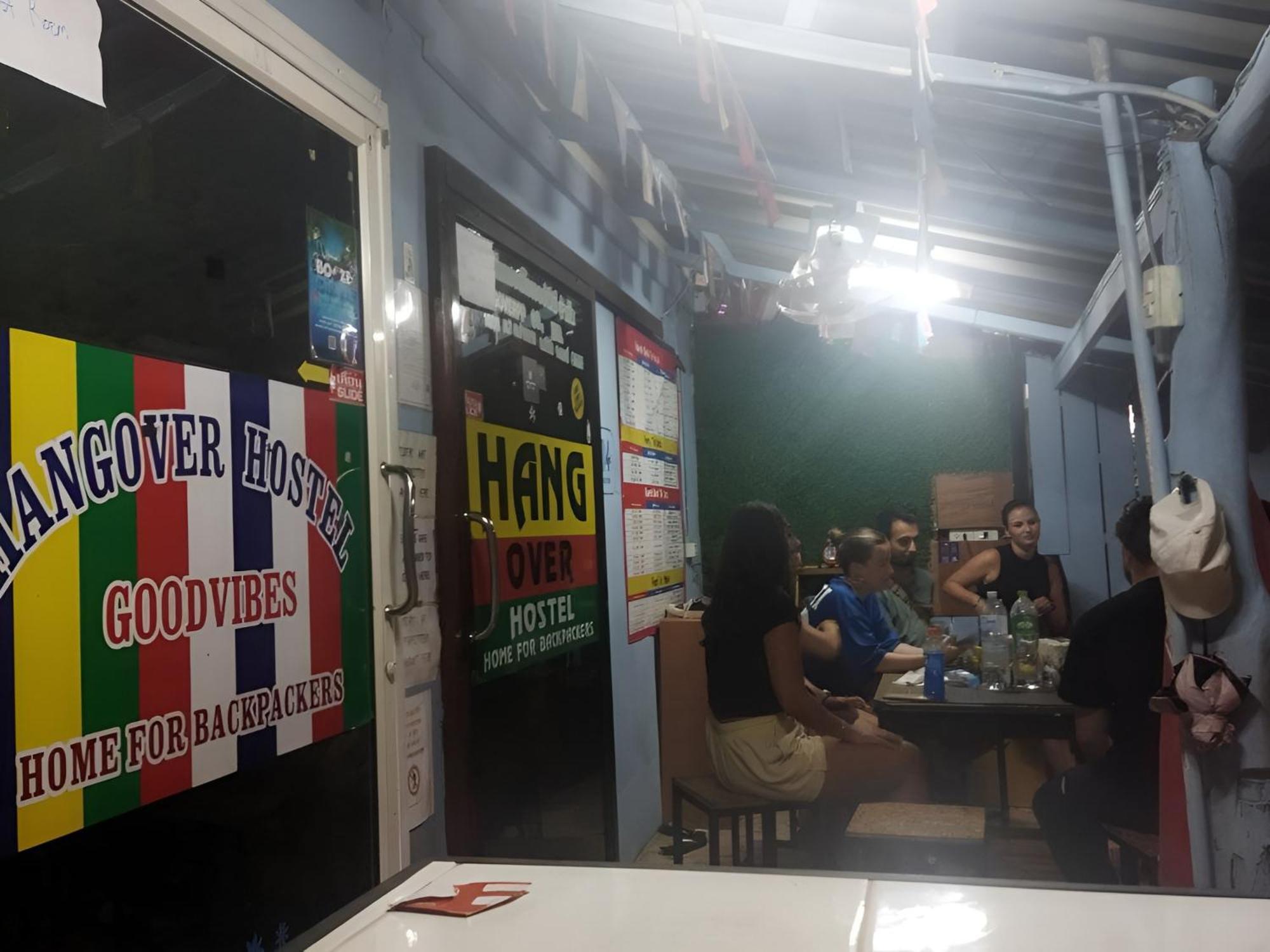 Hangover Hostel Phi Phi Islands Exterior photo